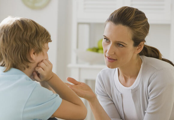 Cómo decirle a los niños que uno de sus padres tiene cáncer